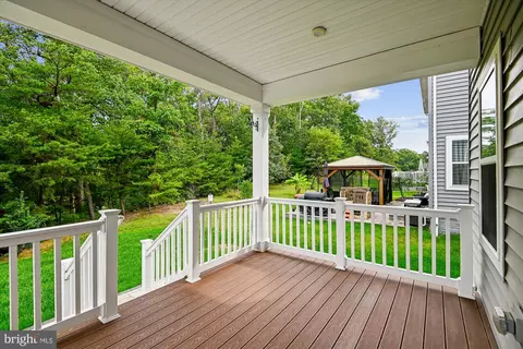 Exterior - 2188 Nottoway Dr, Hanover, MD 21076 photo 2 of 12