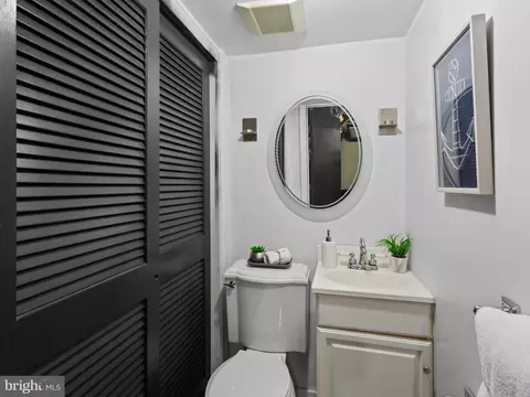 115 Charles St, Annapolis, MD 21401 photo 12