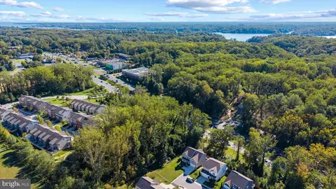 View/Area - 1426 Silver Oak Ln, Arnold, MD 21012 photo 5 of 6