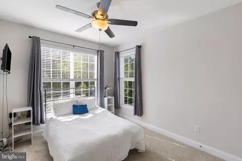 Bedroom - 1426 Silver Oak Ln, Arnold, MD 21012 photo 2 of 6