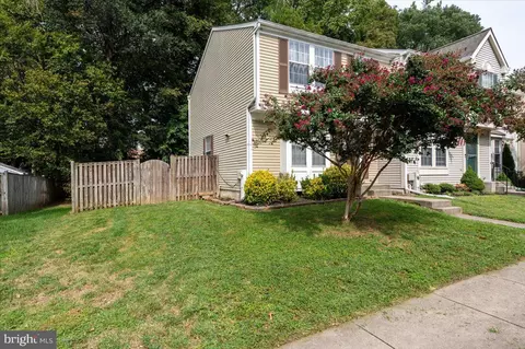 2510 Log Mill Ct, Crofton, MD 21114 photo 3