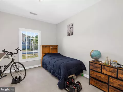 301 Colony Point Pl, Edgewater, MD 21037 photo 31
