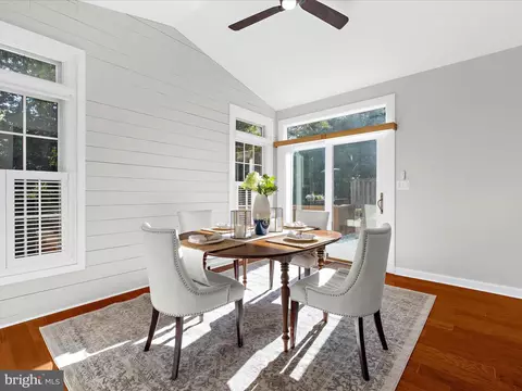 301 Colony Point Pl, Edgewater, MD 21037 photo 21