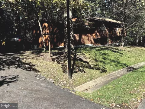 Exterior - 3160 Rolling Rd, Edgewater, MD 21037 photo 3 of 11