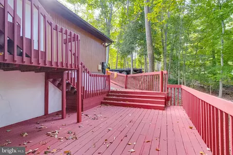 Exterior - 3160 Rolling Rd, Edgewater, MD 21037 photo 4 of 11