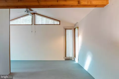 Living - 3160 Rolling Rd, Edgewater, MD 21037 photo 3 of 6