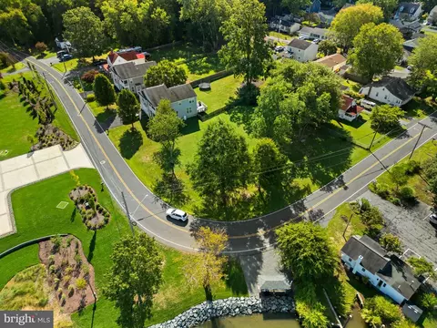 6061 Drum Point Rd, Deale, MD 20751 photo 9