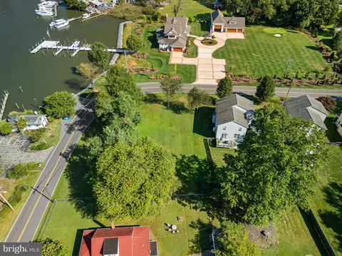 6061 Drum Point Rd, Deale, MD 20751 photo 4