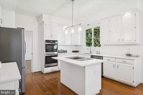 Kitchen - 1715 Mayfair Pl, Crofton, MD 21114 photo 3 of 3