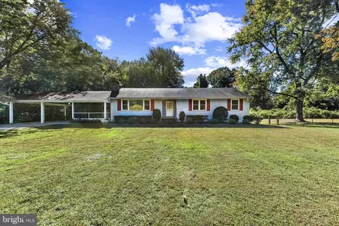 213 Cypress Creek Rd, Severna Park, MD 21146