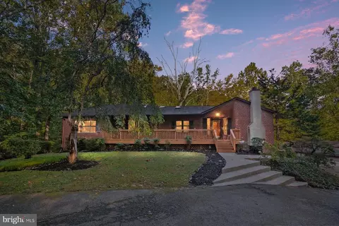 1496 River Rd, Crownsville, MD 21032