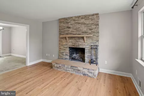 233 Beachwood Rd, Pasadena, MD 21122 photo 6