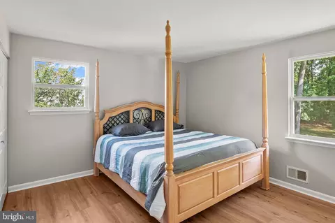233 Beachwood Rd, Pasadena, MD 21122 photo 14
