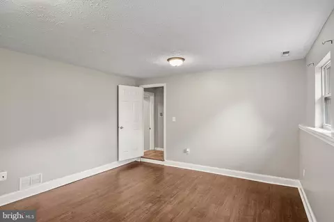 233 Beachwood Rd, Pasadena, MD 21122 photo 33