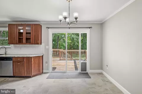 233 Beachwood Rd, Pasadena, MD 21122 photo 10