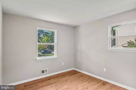 233 Beachwood Rd, Pasadena, MD 21122 photo 21