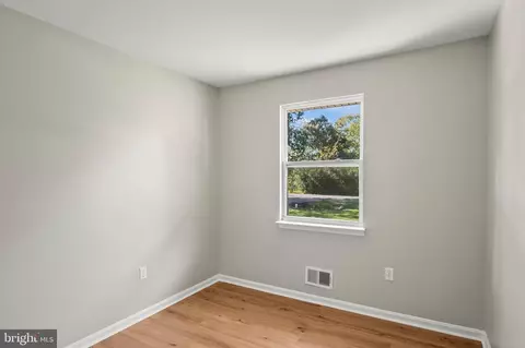 233 Beachwood Rd, Pasadena, MD 21122 photo 19