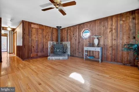 831 Mill Creek Rd, Arnold, MD 21012 photo 9