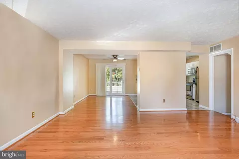 Living - 3448 Marble Arch Dr, Pasadena, MD 21122 photo 5 of 6