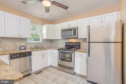 Kitchen - 3448 Marble Arch Dr, Pasadena, MD 21122 photo 1 of 2