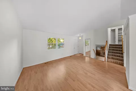 Entry Way - 1044 Skyview Dr, Annapolis, MD 21409 photo 2 of 3