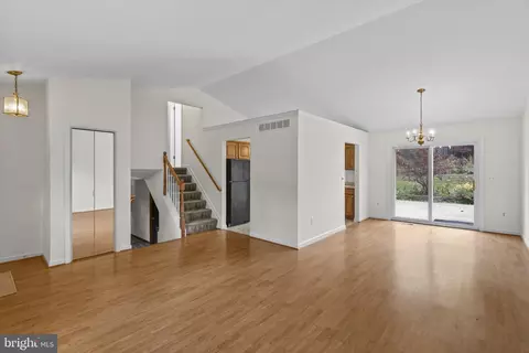 Living - 1044 Skyview Dr, Annapolis, MD 21409 photo 1 of 7
