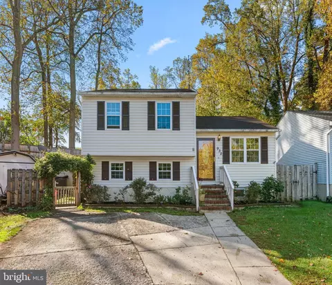 932 Ryecroft Ct, Severna Park, MD 21146