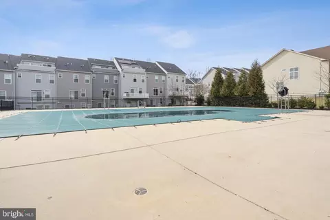 Exterior - 2727 Amber Crest Rd, Hanover, MD 21076 photo 8 of 9