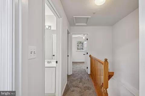 Entry Way - 2670 Rainy Spring Ct, Odenton, MD 21113 photo 3 of 5
