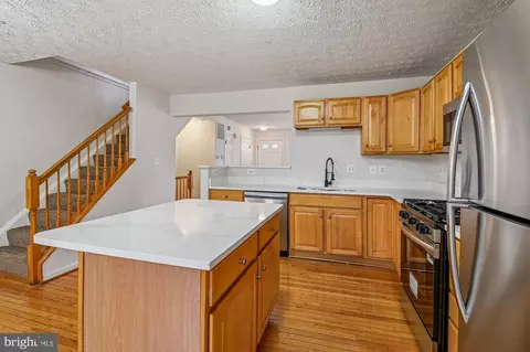 Kitchen - 2670 Rainy Spring Ct, Odenton, MD 21113 photo 3 of 3