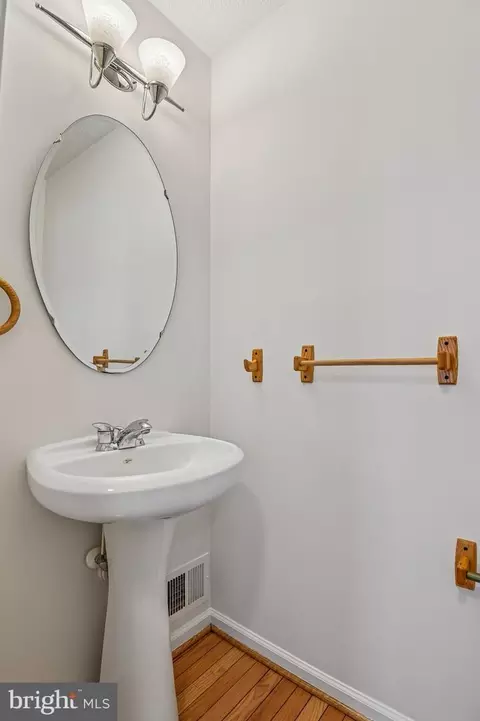Bath - 2670 Rainy Spring Ct, Odenton, MD 21113 photo 1 of 3
