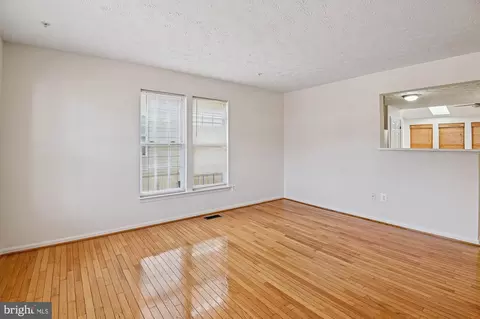 Living - 2670 Rainy Spring Ct, Odenton, MD 21113 photo 1 of 5