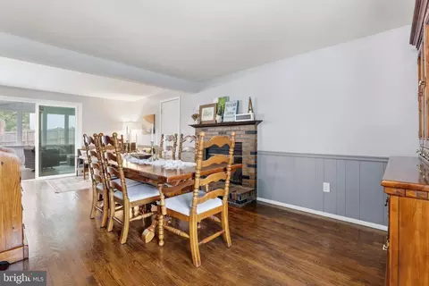 7726 Aragorn Ct, Hanover, MD 21076 photo 12