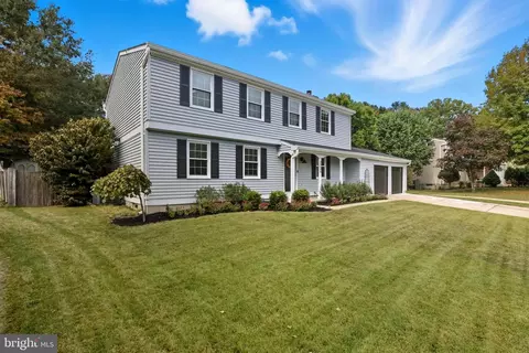 7726 Aragorn Ct, Hanover, MD 21076 photo 2