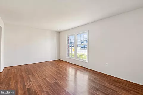 Living - 729 Chapelgate Dr, Odenton, MD 21113 photo 1 of 5
