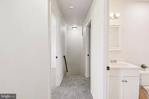 Entry Way - 729 Chapelgate Dr, Odenton, MD 21113 photo 6 of 6