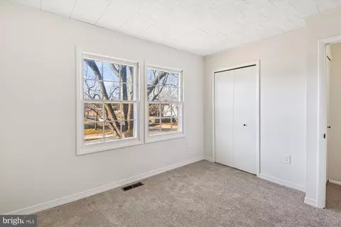 Bedroom - 729 Chapelgate Dr, Odenton, MD 21113 photo 6 of 14