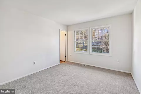 Bedroom - 729 Chapelgate Dr, Odenton, MD 21113 photo 4 of 14
