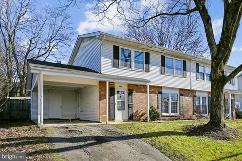 Exterior - 729 Chapelgate Dr, Odenton, MD 21113 photo 3 of 15