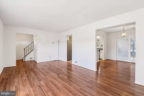 Living - 729 Chapelgate Dr, Odenton, MD 21113 photo 3 of 5