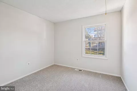 Bedroom - 729 Chapelgate Dr, Odenton, MD 21113 photo 11 of 14