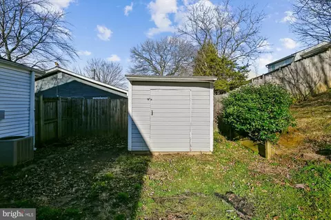 Exterior - 729 Chapelgate Dr, Odenton, MD 21113 photo 10 of 15