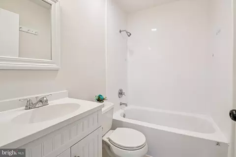 Bath - 729 Chapelgate Dr, Odenton, MD 21113 photo 2 of 2