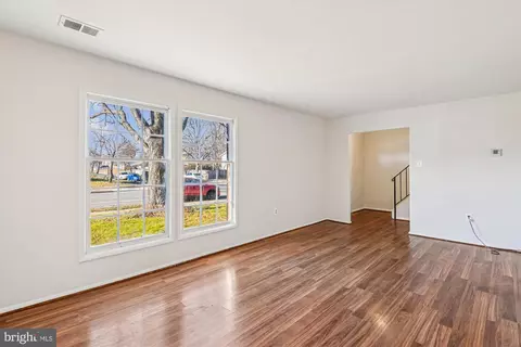 Living - 729 Chapelgate Dr, Odenton, MD 21113 photo 2 of 5