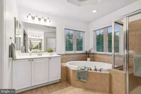 Bath - 229 Bowen Ct, Annapolis, MD 21401 photo 1 of 3