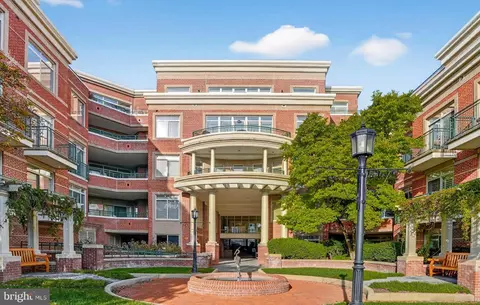 66 Franklin St #201, Annapolis, MD 21401