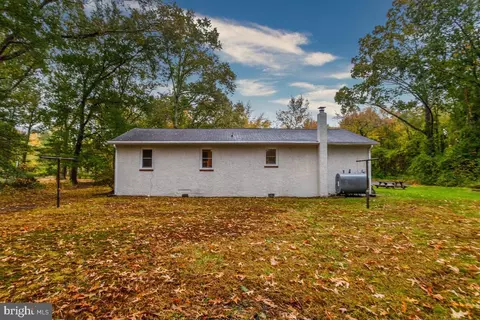 Exterior - 1460 Cedarhurst Rd, Shady Side, MD 20764 photo 5 of 6