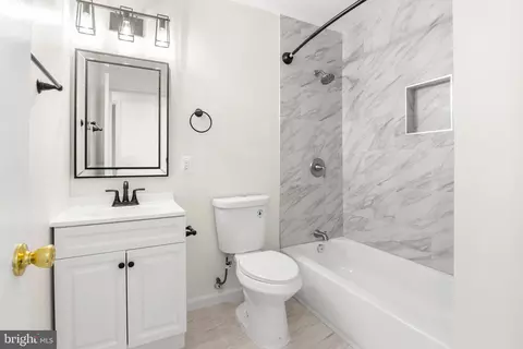 Bath - 4738 Idlewilde Rd, Shady Side, MD 20764 photo 1 of 1