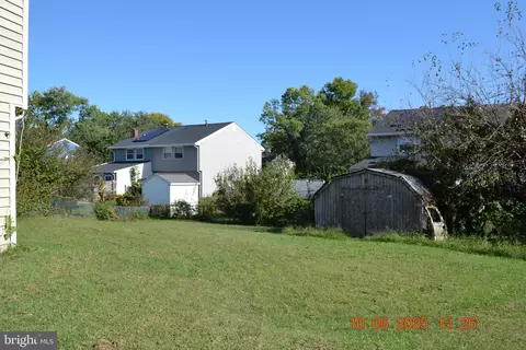 Exterior - 139 Shellcove Rd, Pasadena, MD 21122 photo 2 of 4