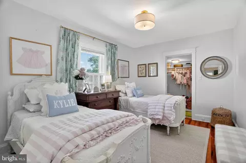 Bedroom - 20 Glen Ave, Annapolis, MD 21401 photo 1 of 7